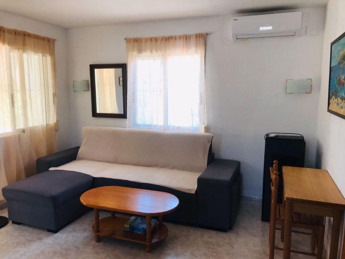 The House Guest House Les Deveses Ngoại thất bức ảnh